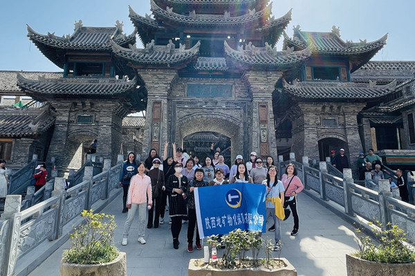 091678342499145286.jpeg 3.jpg